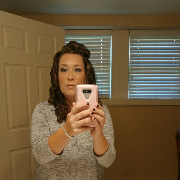 Meet your Posher, Cristin - Picture 1 of 1